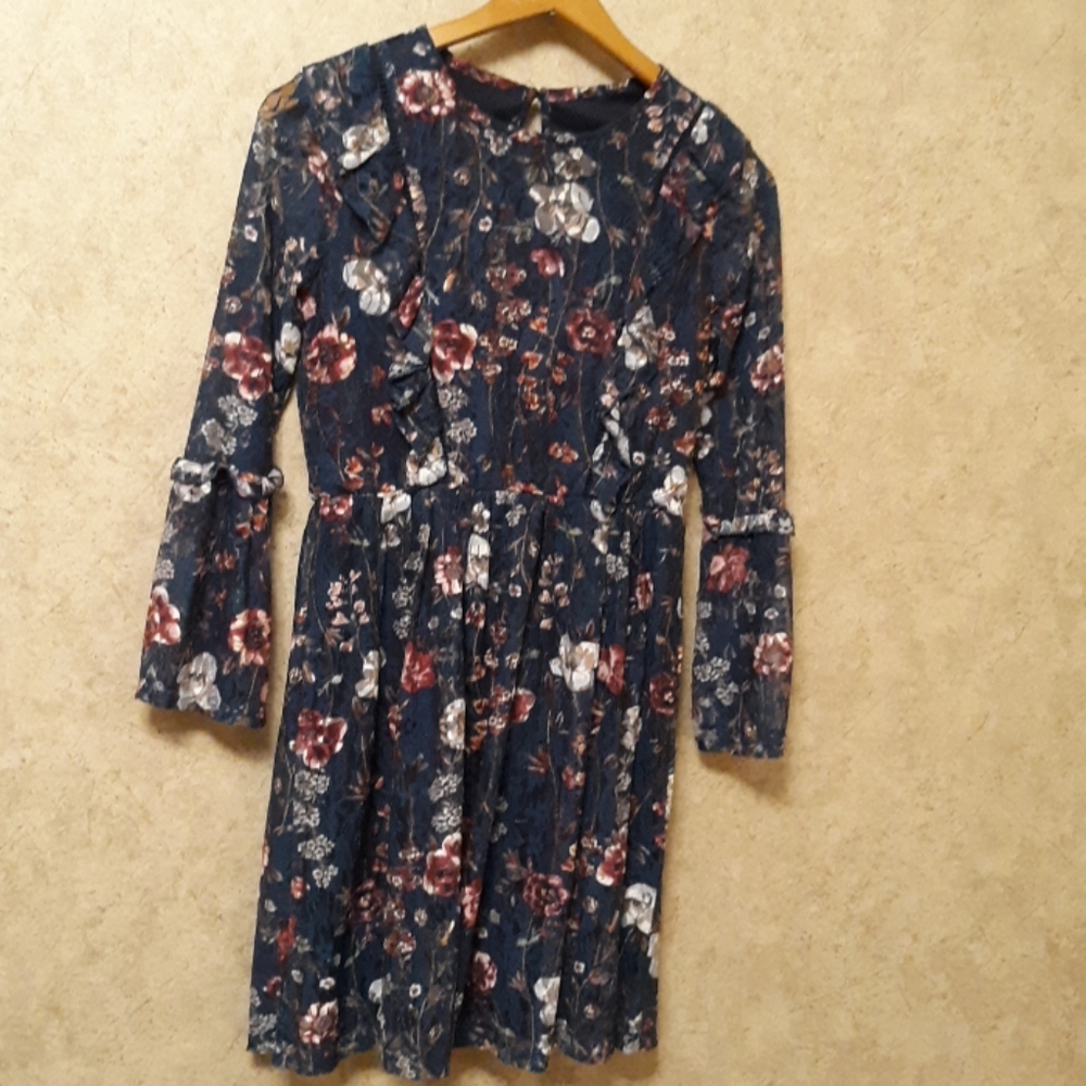 Xtraordenary beautiful girls dress size 14